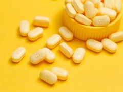 叶酸什么时间吃最好 而且人体每天摄入0.4毫克的叶酸是非常重要的
