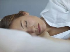 夜里潮热的症状怎么调理 夜里潮热的症状什么原因