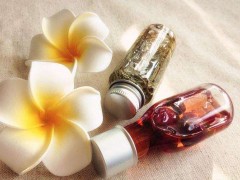 教你如何使用护肤油