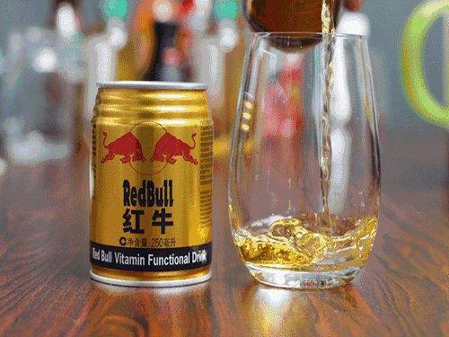 白酒配红牛有什？?坏处