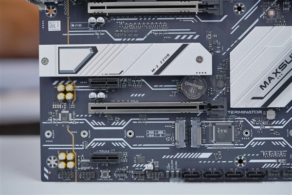 银白装甲+黑色PCB！铭瑄Z890-A  WIFI主板图赏