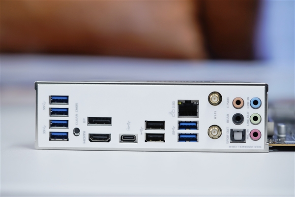 银白装甲+黑色PCB！铭瑄Z890-A  WIFI主板图赏