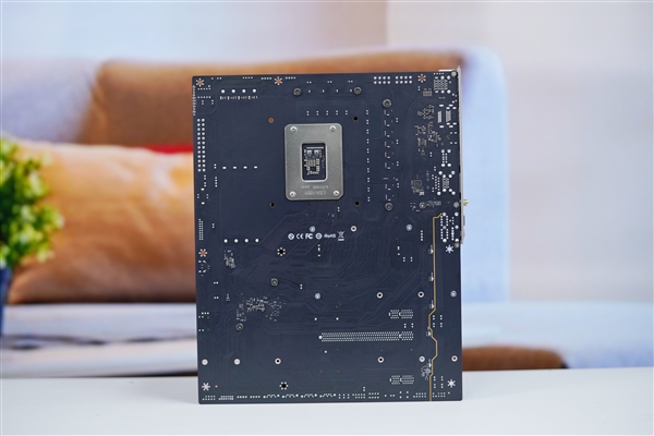 银白装甲+黑色PCB！铭瑄Z890-A  WIFI主板图赏
