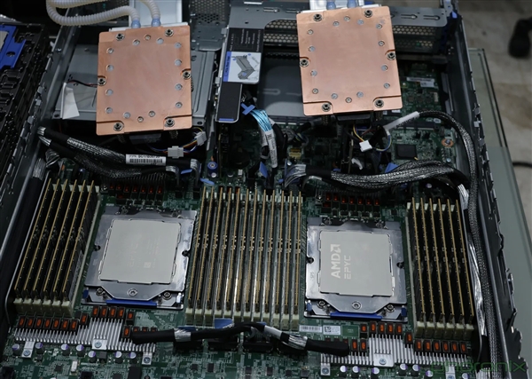 192核心384线程、5GHz起飞！AMD  Zen5 EPYC首测：领先至强6几乎40