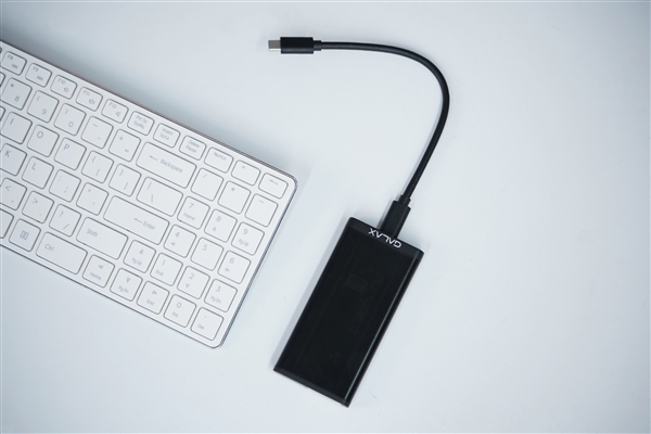iPhone绝配！影驰首款磁吸移动SSD  PSD01图赏