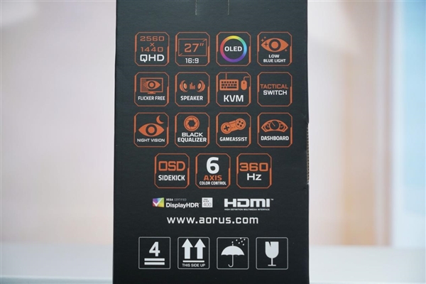 360Hz超高刷新率！技嘉AORUS  FO27Q3显示器图赏
