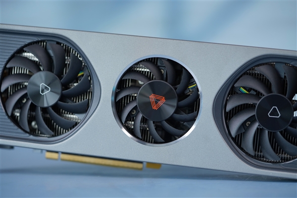 国内唯一DX12！摩尔线程GPU驱动升级270.80.2：最多提升40